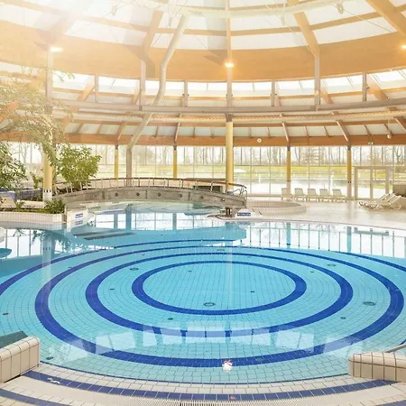 mit Meerblick und Balkon, gratis Nutzung vom AHOI Erlebnisbad und Sauna in Sellin - Meeresblick FeWo 26 Apartment *