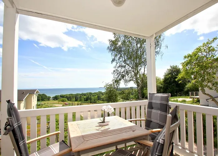 Mit Meerblick Und Balkon, Gratis Nutzung Vom Ahoi Erlebnisbad Und Sauna In Sellin - Meeresblick 26 Göhren