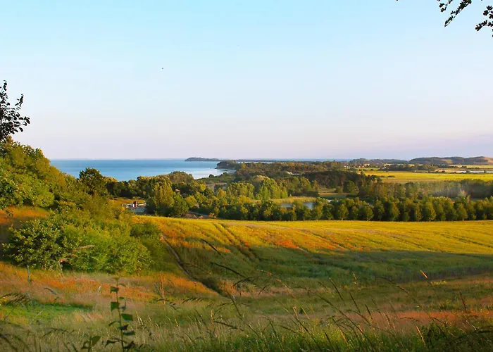 Mit Meerblick Und Balkon, Gratis Nutzung Vom Ahoi Erlebnisbad Und Sauna In Sellin - Meeresblick 26 *
